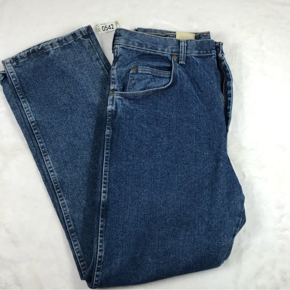 Wrangler NWT Rugged Wear Relaxed Fit  36 X 32 - Picture 3 of 8